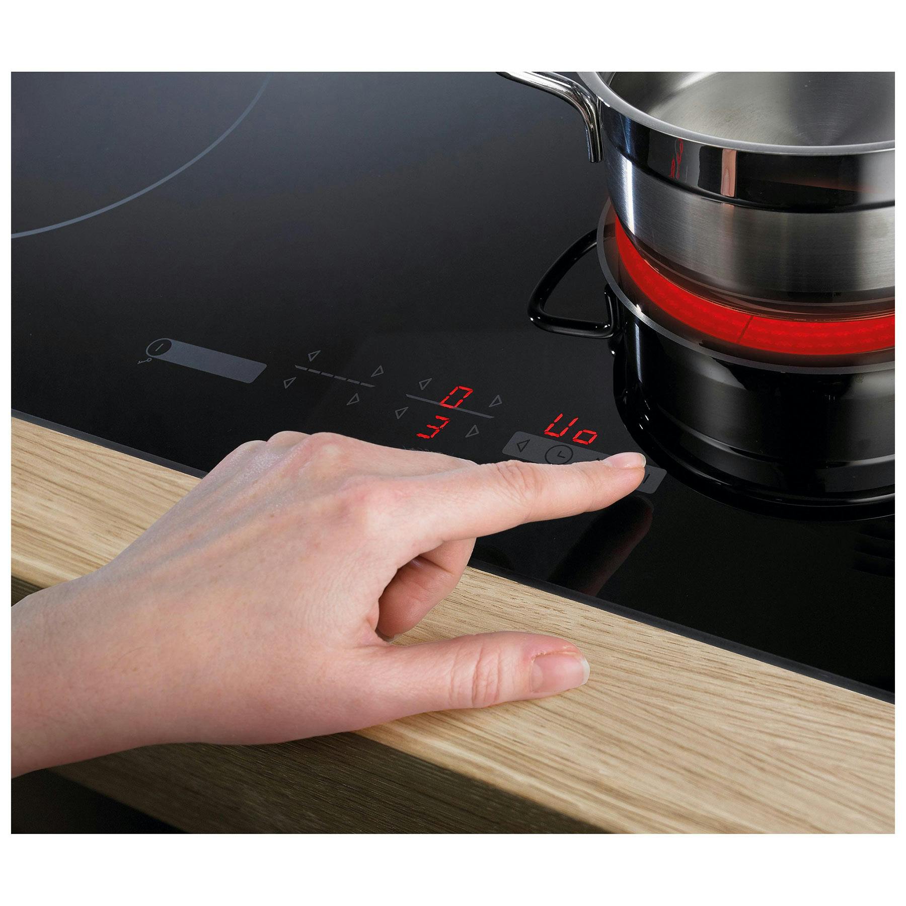 Hisense E6431C 60cm 4 Zone Ceramic Hob in Black