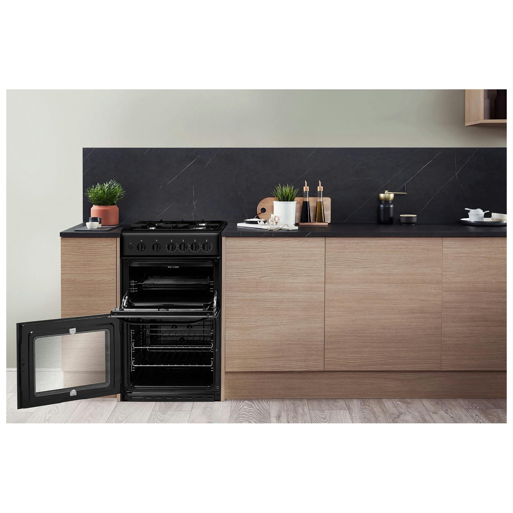 hotpoint hd5g00kcb gas cooker