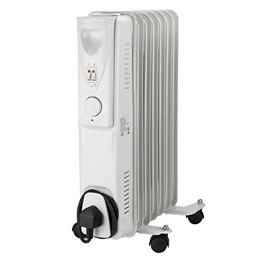 Oil Filled Radiator in White Daewoo heater in BD2 Bradford for £10
