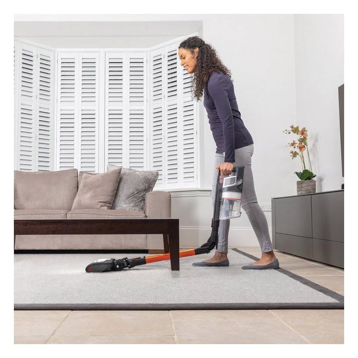 Shark IZ201UK Cordless Stick Vacuum Cleaner with Flexology