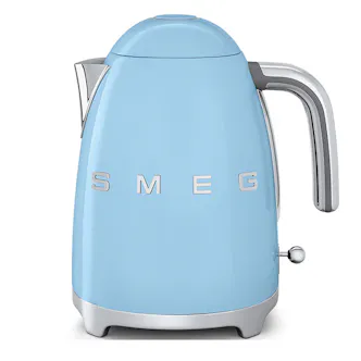 Smeg KLF03PBUK 50's Retro Style Kettle in Pastel Blue